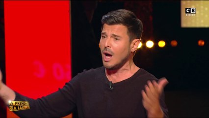 Vincent Niclo chante pour détendre l'atmosphère dans "À prendre ou à laisser"