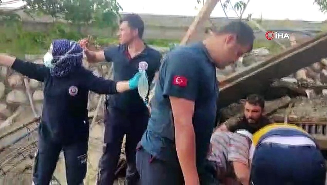 Suluova ilçesine bağlı ETAŞ et entegre tesislerine bağlı olarak yapılan ek binada göçük meydana geldi