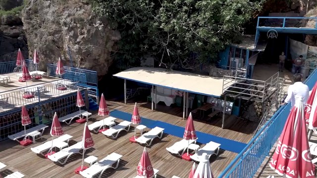 Falez plajları ziyaretçilerine hizmet vermeye başlıyor - ANTALYA