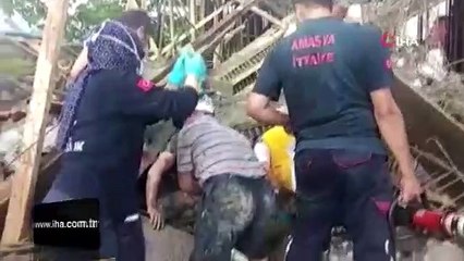 Amasya'da fabrika inşaatında göçük: 4 yaralı