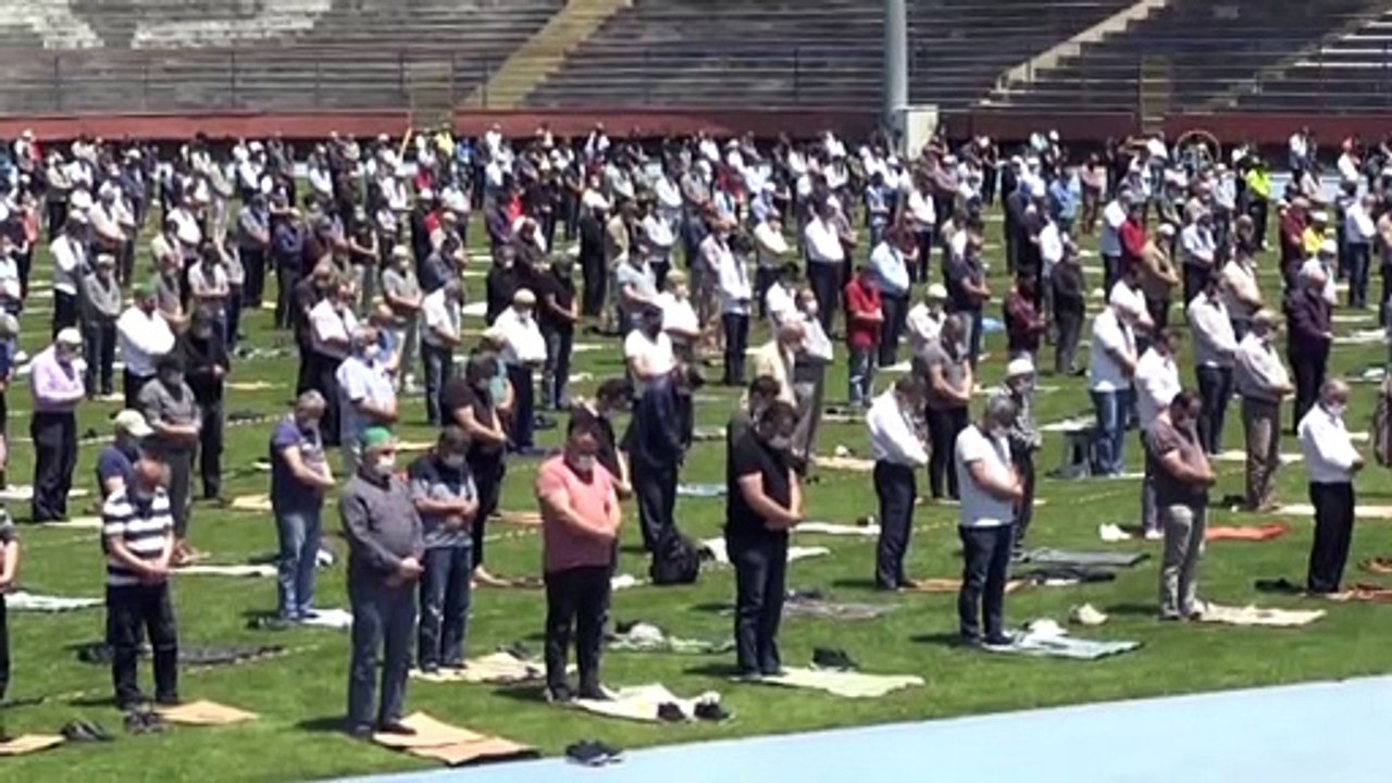 Doğu Marmara ve Batı Karadeniz'de salgın sürecindeki ikinci cuma namazı kılındı - ZONGULDAK