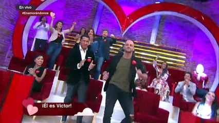 ¡A La Bebeshita le cae mal Víctor, él cuenta que le dio un beso! | Enamorándonos