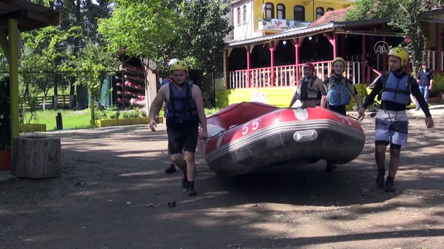 Adrenalin tutkunlarına raftingde sosyal mesafe düzeni - DÜZCE
