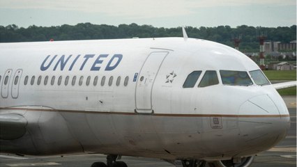 United Airlines To Ban Passengers Who Refuse To Wear Mask
