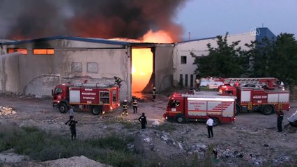 Tekstil fabrikasının deposunda çıkan yangın söndürüldü - NİĞDE