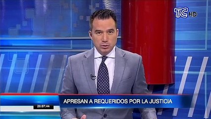 Apresan a dos requeridos por la justicia en aeropuerto de Quito