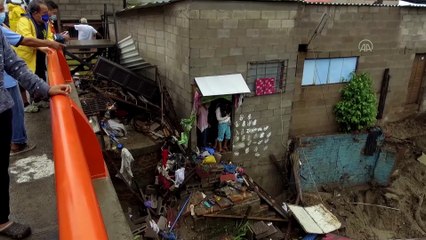 El Salvador'daki kasırga yerleşim bölgelerinde ağır hasara sebep oldu