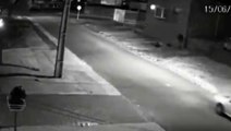 Vídeo mostra colisão entre carro e moto no Bairro Pioneiros Catarinenses