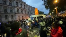 İngiltere'deki George Floyd protestosunda gözaltılar - LONDRA