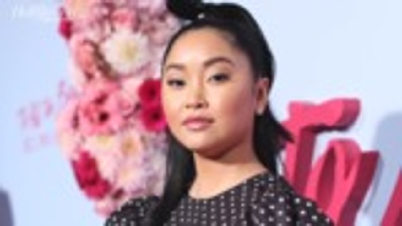 Lana Condor Set to Star in Rom-Com 'Moonshot' | THR News