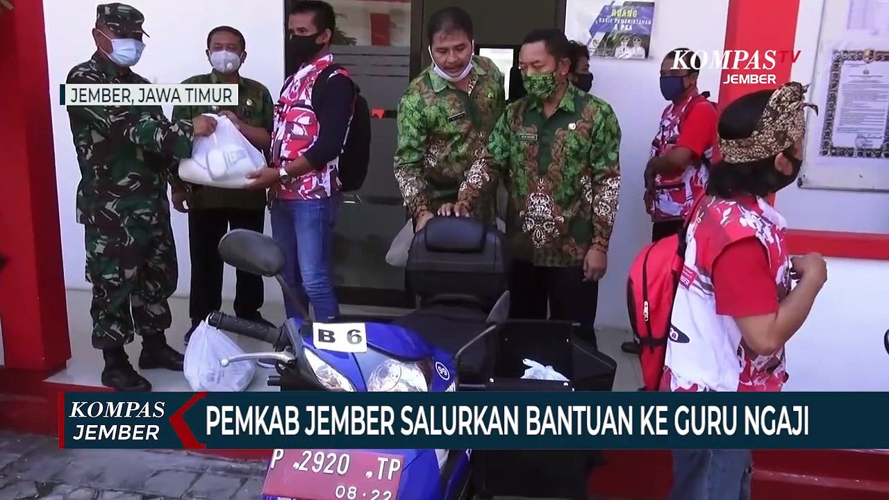 Pemkab Jember Salurkan Bantuan ke Guru Ngaji