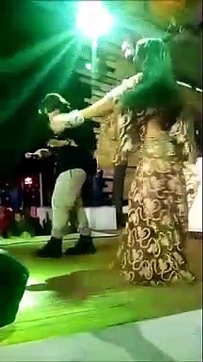 مصطفي حجاج الوجع - انا بتقطع من جوايا (لايف) من حفلة الساحل الشمالي ( Club M)