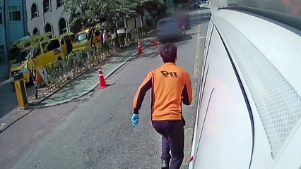 119대원, 미끄러지는 승용차 구급차로 세워 교통사고 막아 / YTN