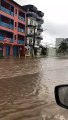 Chuva alaga ruas e avenidas de Piúma, no Sul do ES