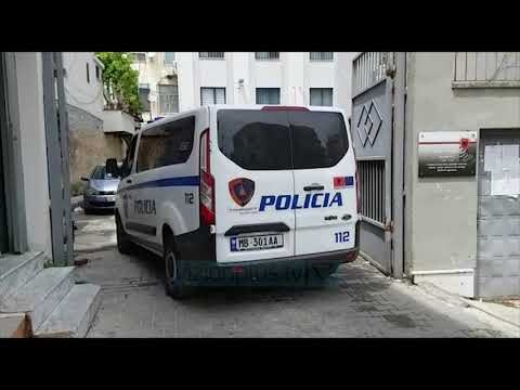 “Nuk kam lidhje me 500 mijë eurot”/ Shoferi i kamionit mbetet në burg - News, Lajme - Vizion Plus