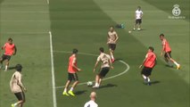 Bale vuelve al grupo después de su ausencia ayer