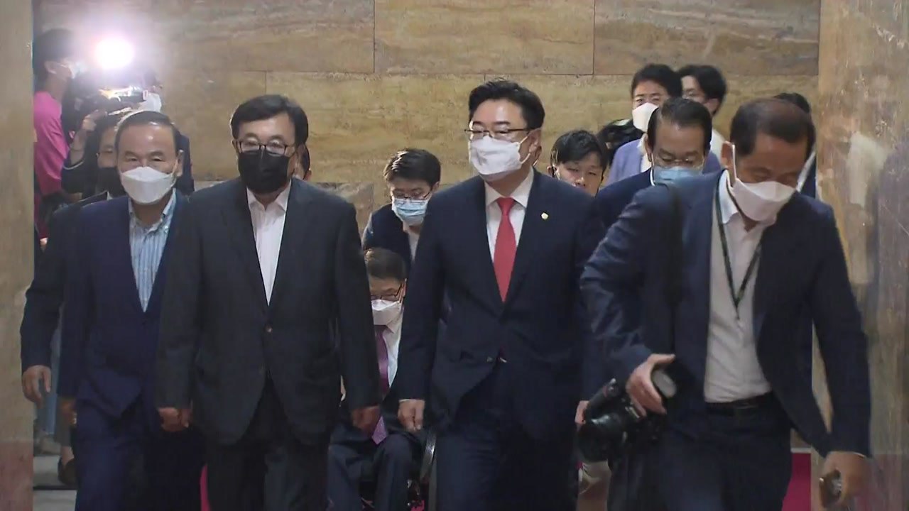 민주당, 상임위 활동 착수...통합당, 거부 "향후 문제는 여당 책임" / YTN