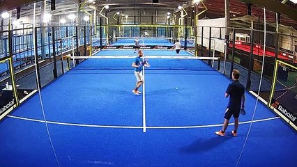 Puntaco #11 du Match du 16/06 à 15:53 - Court Babolat (4PADEL Bordeaux)