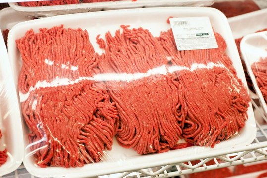 More Than 40,000 Pounds of Ground Beef Sold at Walmart, Other Stores Recalled for Possible E. Coli
