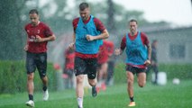 Esercitazioni sotto la pioggia per i rossoneri
