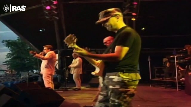 Madness - 1998 - Bed & Breakfast Man And Our House (Live Madstock At The Finbury Park 1998)