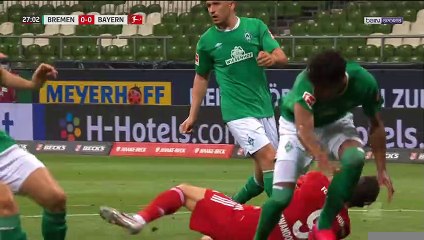 Bundesliga - Le Bayern encore sacré, Neuer parfait