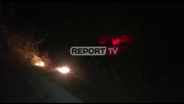 Divjakë, 30-vjeçari humb kontrollin e makinës dhe përplaset me shtyllën e tensionit më pas në kanal