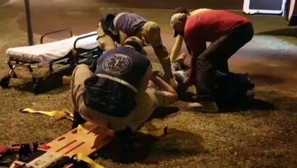 Jovem de 17 anos é socorrido após cair de bicicleta na Avenida Brasil
