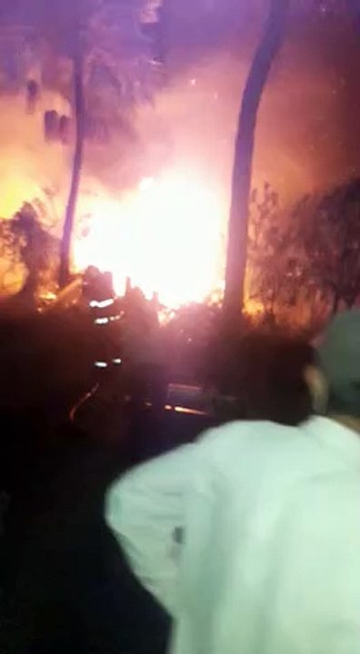 Incendio en el pastizal de Colonia Benítez