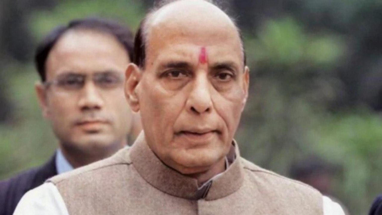 Defence Minister Rajnath Singh discusses India-China border clash with top Army brass