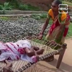 70-Year-Old Woman Carries Her Centenarian Mother On Cot To Avail Pension