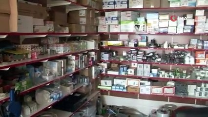 Hırsızlar elektrikçiyi soydu, dükkan içerisindeki köpek ise olayı şaşkınlıkla izledi