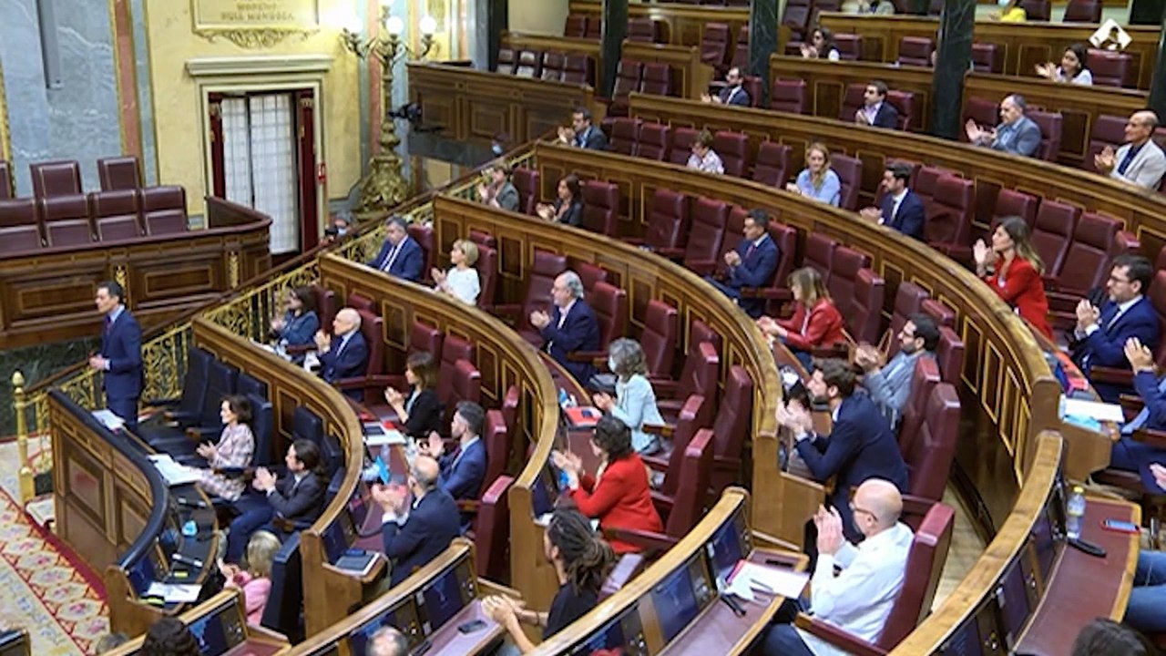 Sánchez anuncia homenaje a víctimas y Casado le reprocha su gestión