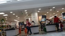 Vëzhgimi i Report Tv/ Supermarketet kthehen në rrezik, asnjë masë anti-covid te CONAD dhe Big market