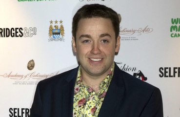 Comedian Jason Manford Begins New Job at Iceland 🛒