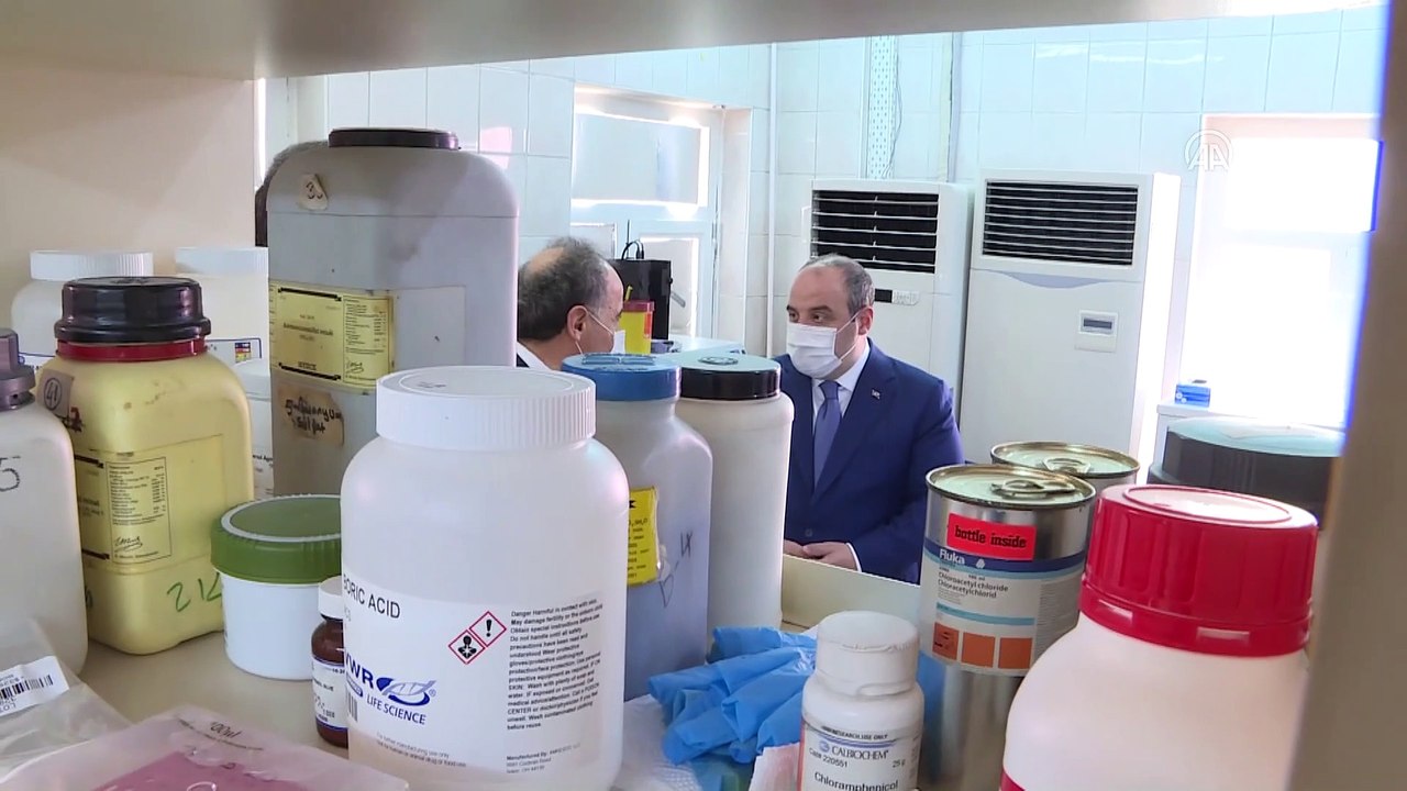 Bakan Varank, Kovid-19'a karşı aşı ve ilaç geliştirme çalışmalarını yerinde inceledi (2) - ANKARA
