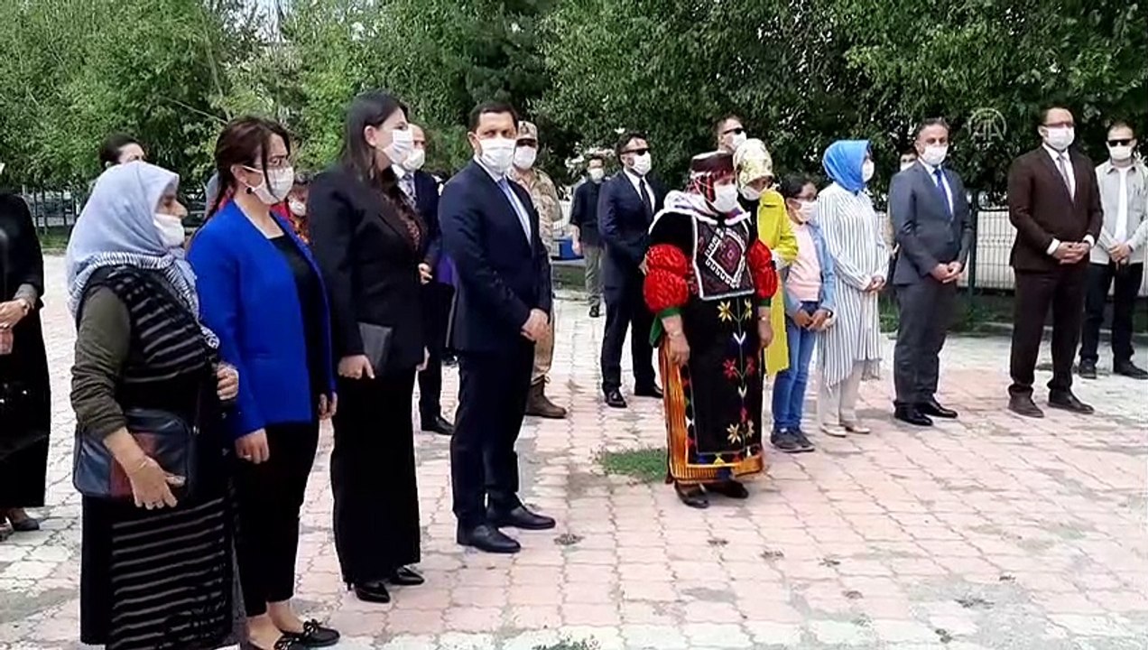 "Damal bebekleri"nin üretim ve satışının yapılacağı merkez açıldı - ARDAHAN