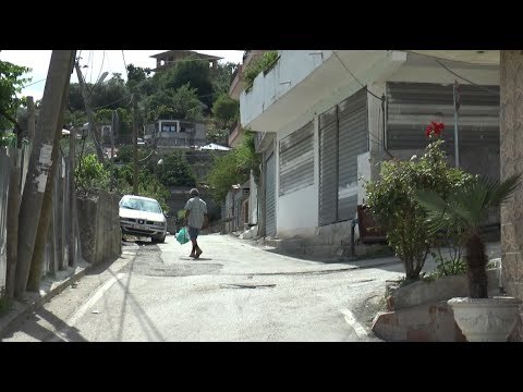 Ora News - Pa ujë në fukarallëk, banorët e lagjes Partizani shtojnë masat kundër Covid