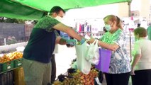 Reapertura de los mercadillos en Sevilla, con el de Cerro Amate al 100% del aforo