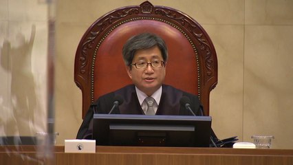 "사회적 약자 배려" VS "고용 세습"...산재 유족 특별채용 찬반 격론 / YTN