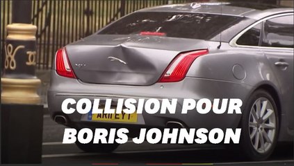 La voiture de Boris Johnson a été emboutie à cause d'un manifestant