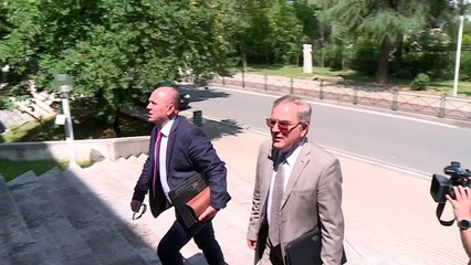 KQZ kris marrëveshjen/ PD-LSI propozojnë formulën me 3 faza, por PS refuzon: Është jashtë paktit