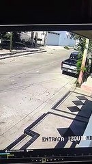 Graban a delincuente cuando asalta a mujeres en Culiacán