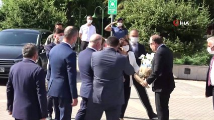 Vali Tutulmaz görevine başladı