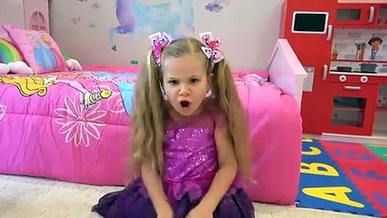 Diana and Roma found a funny kitten