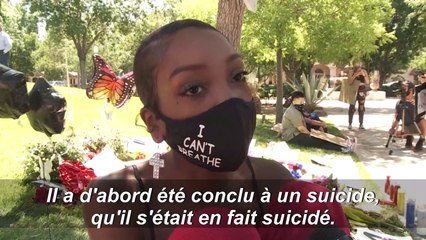 Manifestation en Californie après la mort d'un jeune Noir américain retrouvé endu à un arbre