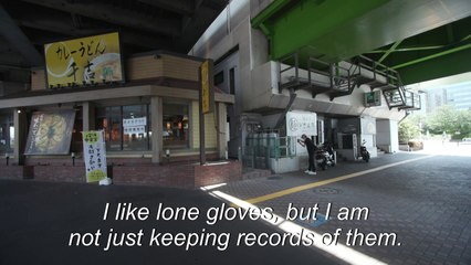 Must be glove: the Tokyo man obsessed with lost gloves