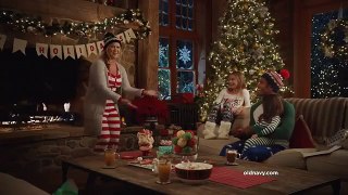 Old Navy Commercial Amy Schumer, Kim Caramele Pajama Party