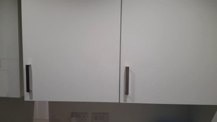 Kitchen cabinets installation (ikea)