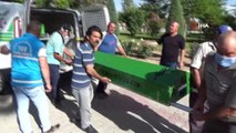Öldürülen Afgan uyruklu çoban, kimsesizler mezarlığına defnedildi